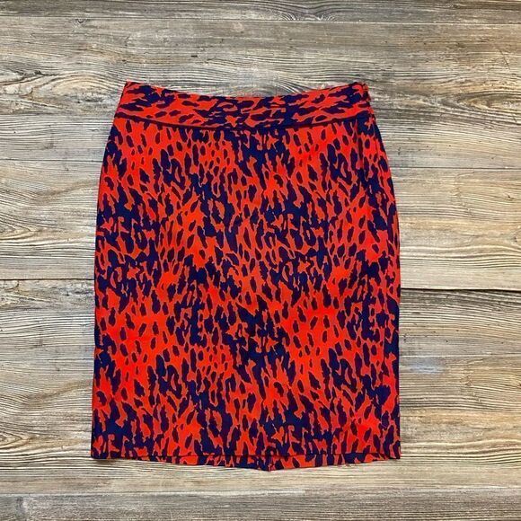 The Limited Women’s Red/Blue Animal Print Pencil Skirt, size 0, Lined EUC - Picture 1 of 6